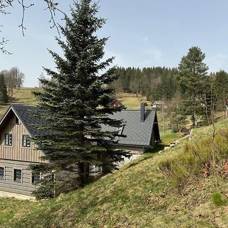 Antoniwald82 Josefuv Dul Villa Buitenkant foto